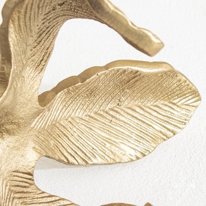 Adorno Decorativo de Latón con Acabado Dorado en Forma de Flor, Ideal para Estantes, Gabinetes y Mesas de Sala de Estar, Estilo Indio - Product Image 3
