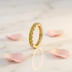 Magnifique Bague Demi-Éternité en Saphir Jaune CVD de Laboratoire, Sertie de Griffes, en Or Jaune 14 carats pour Femmes et Filles - Fiançailles Anniversaire - Product Image 1