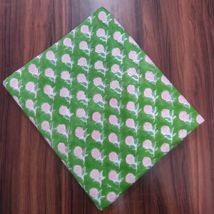 Nouvel Arrivage Boh Creation Tissu en Coton 90 GSM Tissé à Poids Moyen, Imprimé Floral au Bloc Manuel Sanganeri, Art Ethnique, Écologique et à Séchage Rapide - Product Image 1