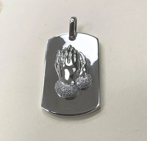 Pendentif breloque en argent 925 plaqué rhodium, design mains en prière, pavé de diamants CZ rectangulaires 20x28mm, best-seller pour bijoux homme - Product Image 4
