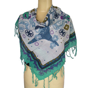 Elegante Bufanda de Algodón con Flecos, Suave, Transpirable y Ligera, para Todas las Temporadas, Estilo Casual para Uso Diario, Chal Elegante para el Cuello para Mujer - Product Image 1