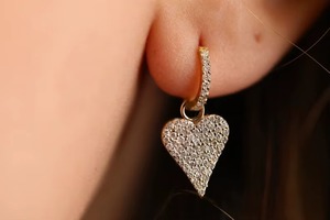 ZAWO HOUSE Boucles d'oreilles en or rose avec diamants en forme de cœur et sertissage pavé pour femme, style romantique, à porter au quotidien - Product Image 6