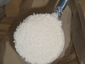 Bakery Decoration Ingredient High Fat Desiccated Coconut Medium Big Size - Product Image 3