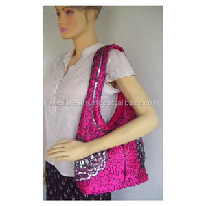 Sac Hobo Indien Vintage Brodé Couleur Unie pour Femme, Sac à Bandoulière de Luxe Perlé Fait Main par un Designer - Product Image 2
