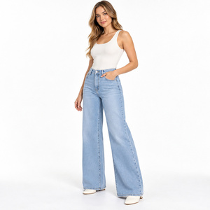 Jean taille haute extensible à jambe large pour femme en denim bleu clair - Product Image 3