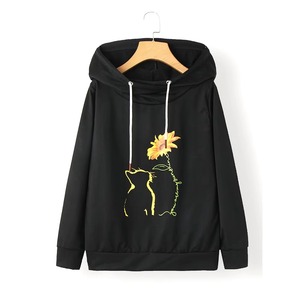 Sweat à capuche personnalisé pour femme avec imprimé graphique Chat Noir Tournesol 'You Are My Sunshine' en molleton à col bénitier - Product Image 1