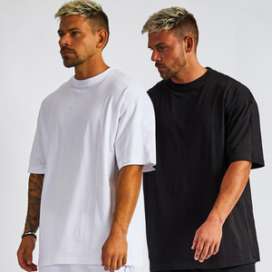 T-shirt noir ample à manches courtes et col rond pour homme, style streetwear uni - Product Image 1