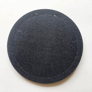 Patch brodé circulaire motif vagues et nuages, accents dorés, en feutre non tissé écologique et léger, à coudre, pour sacs, artisanat et décoration - Product Image 3