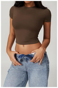 Camiseta Corta Personalizada para Mujer, Ligera, de Algodón, Ropa de Moda, Suministro de Fábrica al por Mayor - Product Image 2