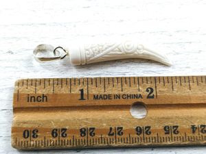 Pendientes Exclusivos con Colgante de Hueso, Diseño Étnico, Artesanía Natural - Product Image 6