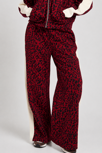 Pantalones deportivos de pierna ancha, suaves y de primera calidad, con estampado de leopardo rojo y franja lateral blanca en contraste, para mujer, temporada de invierno - Product Image 4