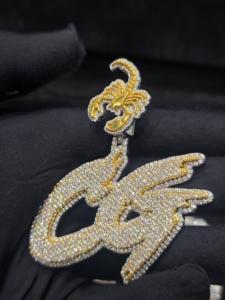 Pendentif Lettre Personnalisée Hip Hop pour Homme en Argent Sterling 925 avec Diamant Moissanite VVS Certifié, Design Scorpion, Plaqué Rhodium - Product Image 4