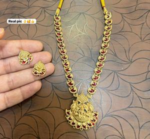 High Quality Traditional South Indian Ethnic Brass Bridal <b>Set</b> Zircon Flower Design Rose Gold Plated Third Party Certified Party - Product Image 3