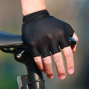 Guantes Deportivos Unisex de Medio Dedo para Verano, Transpirables, de Poliéster, para Ciclismo, con Protección Solar y Antideslizantes - Product Image 5