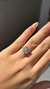 Anillos de compromiso de oro macizo de 14k al por mayor con diamantes cultivados en laboratorio de corte esmeralda, pavé, halo y solitario, elegantes y minimalistas. - Product Image 6