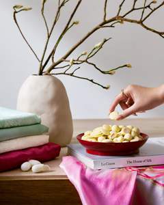 Prix promotionnel pour chocolat pur HALAL, étiquette privée personnalisée, vente en gros, boutons de chocolat au yaourt 150g, snacks au cacao, bonbons, approvisionnement - Product Image 2