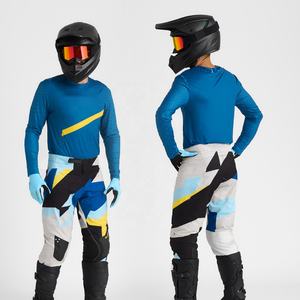 ชุดมอเตอร์ครอสแบบปรับแต่งได้ด้วยวัสดุทนทานและกันน้ำเหมาะสำหรับการแข่งรถและการผจญภัยแบบออฟโรด - Product Image 1