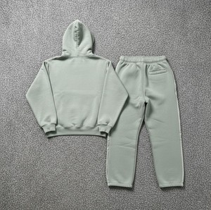 Ensemble de survêtement streetwear d'hiver pour femme en polyester/coton épais 400 GSM, qualité supérieure, avec logo brodé personnalisé - Product Image 2