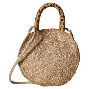 Sac en jute rond élégant fait main pour femme, sac de plage d'été - Product Image 3