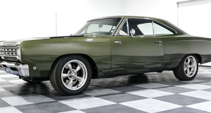 EXPÉDITION IMMÉDIATE sur véhicule d'occasion Plymouth R0ad Ru-nner de 1968 - Product Image 2