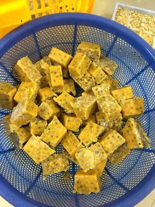 High Quality IQF Frozen Passion Fruit Seeds and <b>Pulp</b> from Vietnam – Ideal Supplier for Beverage, Bakery, Dessert - Product Image 4