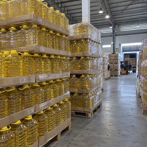 Huile de tournesol raffinée dorée pour la cuisson quotidienne, la friture et la pâtisserie, fournie en contenants de qualité alimentaire pour l'importation en gros - Product Image 5