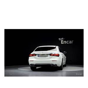 Mercedes-Benz Clase E E350 4MATIC Avantgarde 2022, 36,759 km, Caja de Cambios Automática, Asientos de Cuero, Volante a la Izquierda, Cámara Trasera - Product Image 4