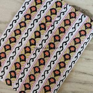 Tissu en coton imprimé traditionnel Jaipuri, coton cambriqué imprimé au bloc 60x60, tissu en coton à motifs. - Product Image 5