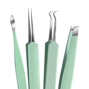 Juego de 7 Herramientas de Acero Inoxidable para Eliminar Puntos Negros, Color Verde Menta, MOQ Bajo, con Estuche de Viaje, Herramientas Duraderas para Eliminar Granos, Acné e Imperfecciones - Product Image 2