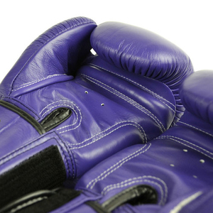 Gants de boxe violets en cuir à lacets, respirants, pour entraînement et sparring professionnel, avec logo personnalisé - Product Image 2