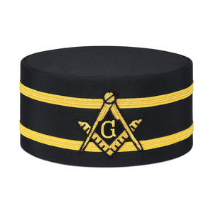Gorra de Masonería Blue Lodge Master Mason, Tela Negra, Banda Dorada, Bordado de Escuadra y Compás, Diseño Personalizado G, Gorra Ceremonial - Product Image 1