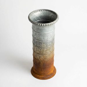 Vase haut artisanal en fer galvanisé rustique 15 cm Barkha Ripple Ombre pleine hauteur pour la décoration intérieure - Product Image 2