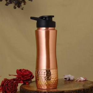 Botella de Agua Ecológica de Cobre de Gran Capacidad, India Pure 750ml, 100% Apta para Beber, con Beneficios Ayurvédicos para la Salud, Ideal para Regalos y Yoga - Product Image 2