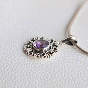 Pendentif en améthyste naturelle NIKHIL GEMS, fait main, argent sterling 925, style bohème vintage, pierre précieuse, fiançailles, évalué par un tiers - Product Image 2