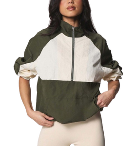 Chaqueta cortavientos con cordón ajustable en colores otoñales para mujer, con logotipo personalizado y cremallera completa, en oferta. - Product Image 3