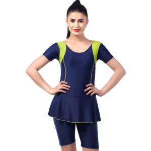 Robe de sport et de natation personnalisée à rayures, 2 pièces, respirante, séchage rapide, en polyester et élasthanne, à manches courtes, avec demi-legging intégré, pour le fitness et la natation - Product Image 5