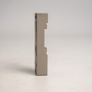 Componentes de ensamblaje de bloques metálicos de fresado CNC de precisión personalizados AMT VINA con orificio avellanado de alta tolerancia, piezas de repuesto para máquinas. - Product Image 4