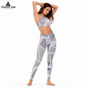 Conjuntos Deportivos de Dos Piezas con Logotipo Personalizado, Tallas Grandes, Ropa Deportiva para Gimnasio, Traje Deportivo, Sujetador Deportivo, Leggings Estampados, Conjuntos de Yoga para Mujer - Product Image 1