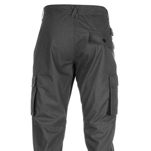Pantalon cargo noir pour homme, taille haute, plusieurs poches, respirant, style workwear, coupe droite, en toile. - Product Image 3