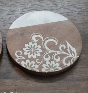 Sous-verre en bois écologique réutilisable, résistant à la chaleur, pour la maison moderne, le café, le bar, disponible à un prix raisonnable - Product Image 1