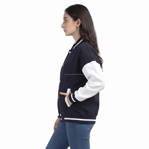 เสื้อแจ็คเก็ตวาร์ซิตี้สีขาวกรมท่า แบบคัลเลอร์บล็อก สไตล์พรีปปี้ สำหรับทุกเพศ เสื้อแจ็คเก็ตเบสบอล ใส่สบายๆ ในฤดูใบไม้ร่วง ทรงปกติ ปกเสื้อพับได้ - Product Image 3