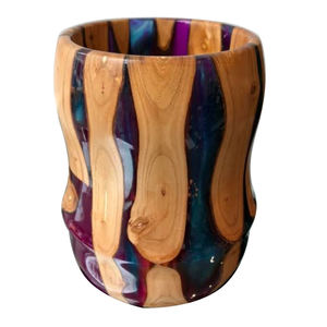 Porte-stylo au design élégant, finition émaillée, forme personnalisée, pour usage intérieur et extérieur, à prix abordables - Product Image 1