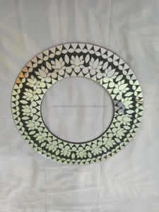 Espejo de pared de Metal de calidad de hierro chapado en oro de estilo moderno, baño con acabado dorado, decoración de baño de Hotel para vidrio hecho en India - Product Image 6