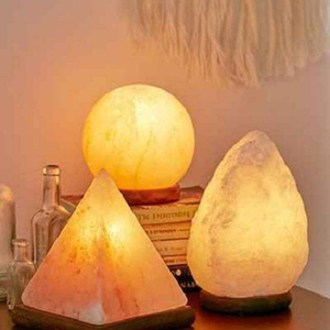 Lámpara de Sal del Himalaya 100% Pura, Forma de Pirámide, 3 kg, Cristal Rosa, Lámpara Decorativa con Base Pulida, Venta al por Mayor, Pakistán - Product Image 5