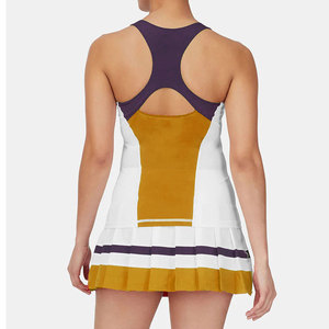 Tenue de tennis élégante pour femmes, vêtements de sport Solid Trader avec technologie d'évacuation de l'humidité pour des séances d'entraînement agréables - Product Image 2