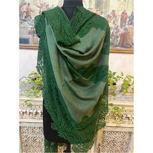 Nueva Colección, Estola de Encaje Valentino de Lana Fina Premium, 70x200 cm, Elegante, Suave y Lujosa para Mujer, Disponible en Stock - Product Image 5