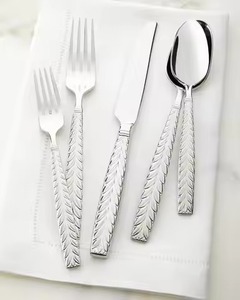 Juego de Cubiertos de Acero Inoxidable de Lujo para una Cena Elegante, Apto para Lavavajillas y Presentación Moderna en la Cocina - Product Image 2