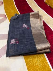 ชุดสส่าหรีวิสคอสแบบดั้งเดิมของผู้หญิงสำหรับงานปาร์ตี้ฤดูหนาว - Product Image 2