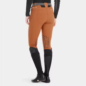 Fabricante y Proveedor de Ropa de Equitación, Pantalones de Montar Flexibles Personalizados, Ropa Deportiva Activa, Fábrica de Ropa para Montar a Caballo - Product Image 3