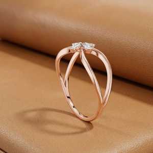 แหวนดอกไม้โรแมนติกทรงกลมมอยซาไนต์ เงินแท้ 925 ชุบทอง ของขวัญสำหรับงานปาร์ตี้ สไตล์ดอกไม้สวยงาม เครื่องประดับสำหรับวันครบรอบ - Product Image 2